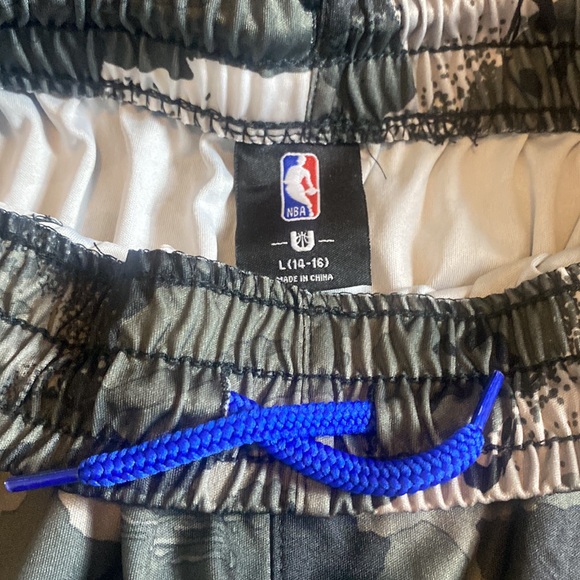 NBA Golden State  Warriors Boys Basketball Shorts - Picture 4 of 5